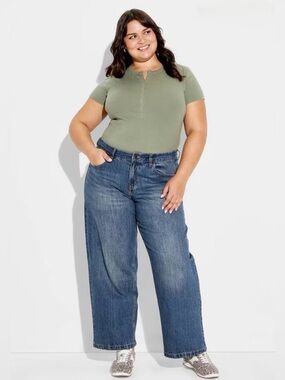 Wile Fable womens faded low rise baggy jeans